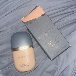 COVER FX Power Play Foundation - Tan